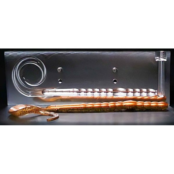 13″ LEDGEND Worm