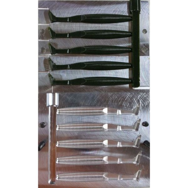 4.5″ Swim N Stick
