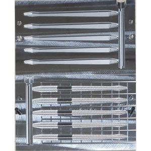 6.25″ Mid MAG Worm Flat Bottom Mold 2 Piece