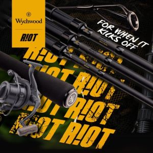 Wychwood Riot 2pc 12ft 3.25lb Carp Combo
